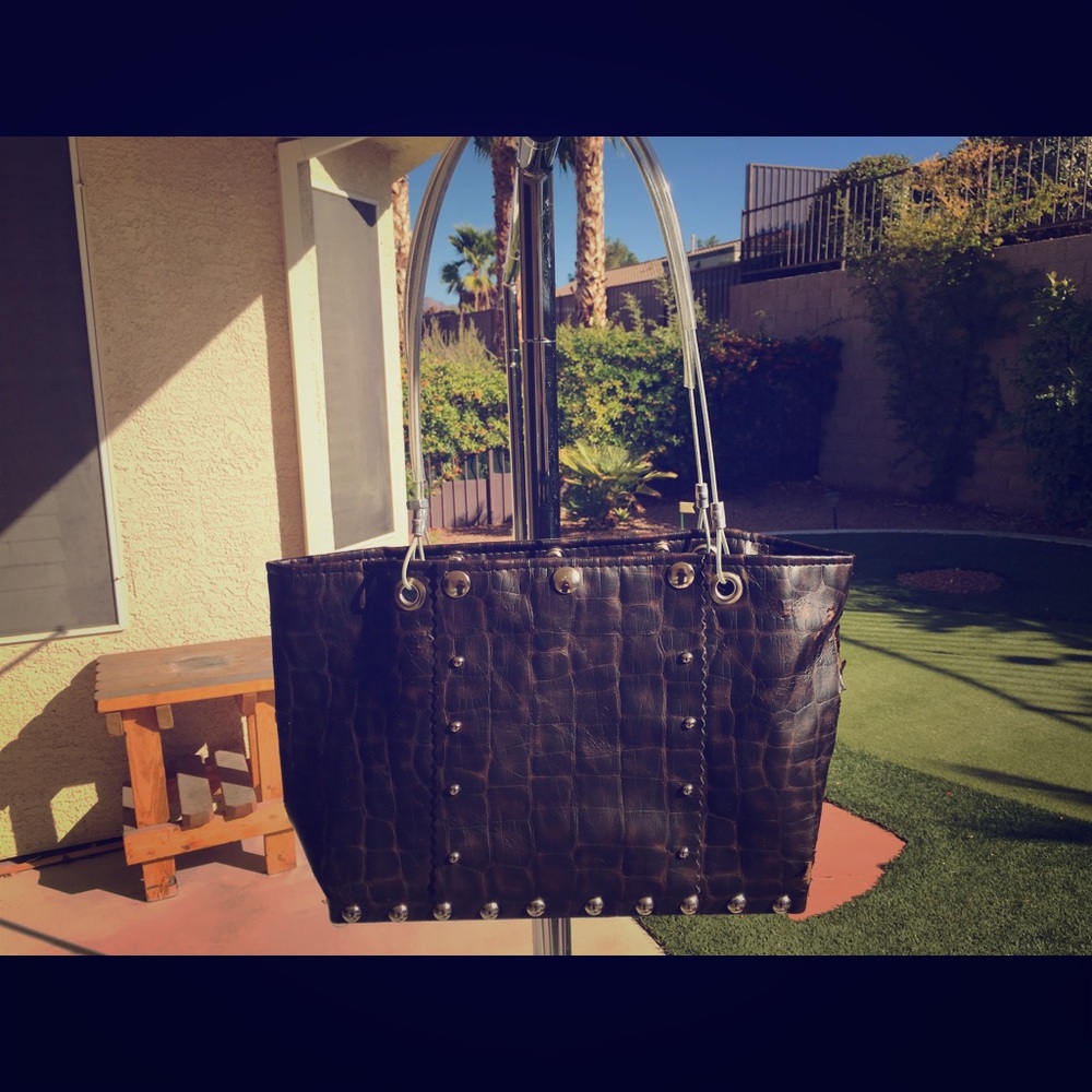 Vegan retro handbag
